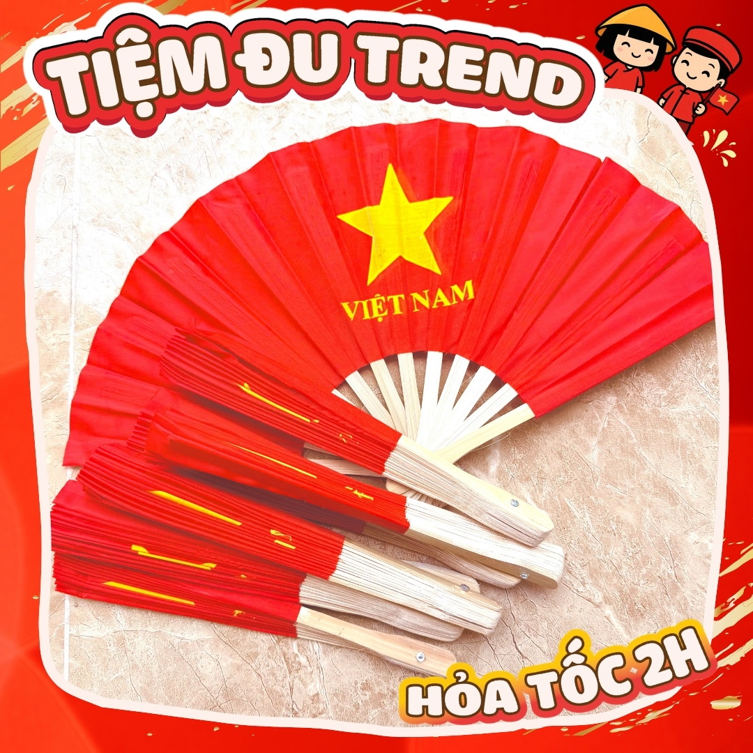 Quạt cờ đỏ sao vàng cán gỗ 27cm, dùng biểu diễn, cổ dộng quốc khánh 2/9, các ngày lễ - Tiệm đu trend